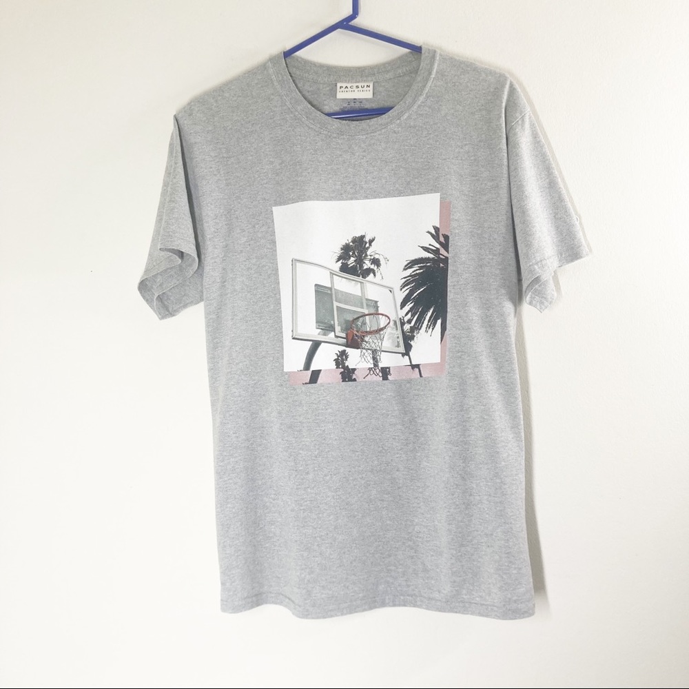 Pacsun Champion Basketball hoop T-shirt Size Medium EUC